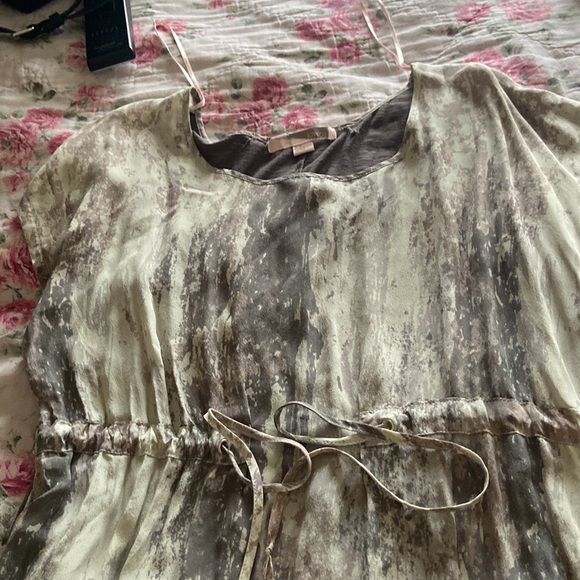 Love 21 mini dress🍄 - Picture 2 of 7